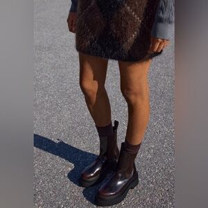 H&M SOLD OUT Dark Brown Chunky Chelsea Boots 8 New